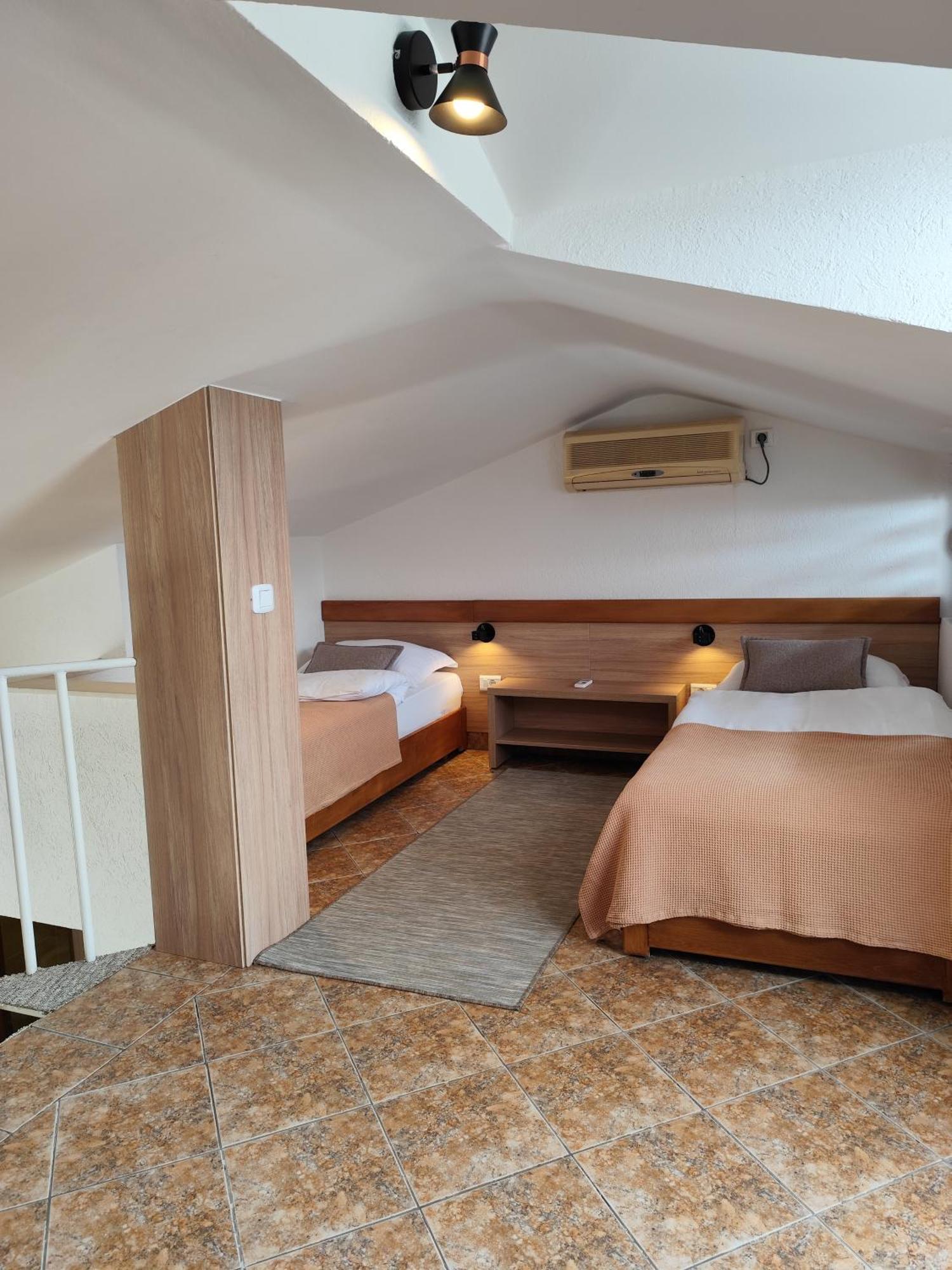 Guest House Jedro Petrovac 部屋 写真