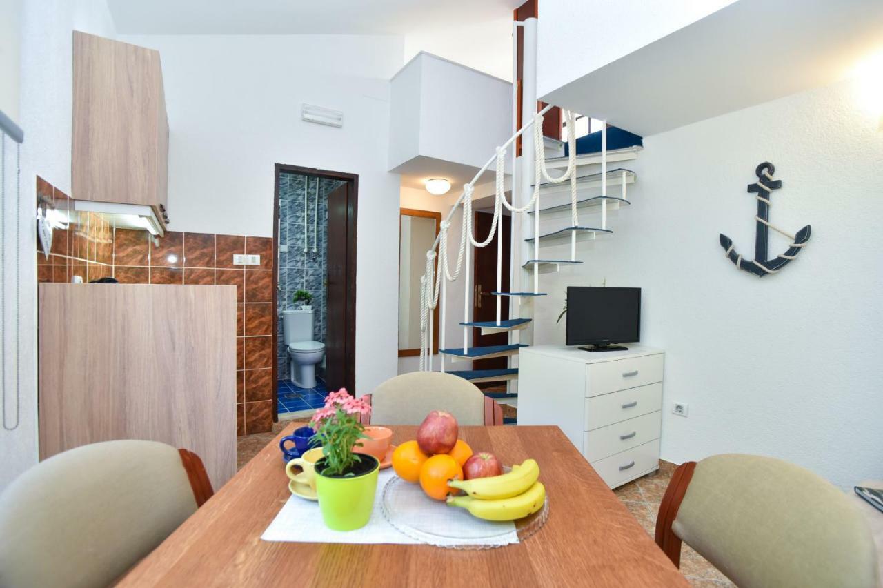 Guest House Jedro Petrovac エクステリア 写真