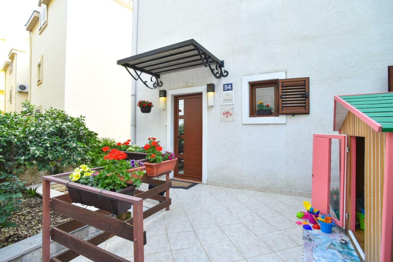 Guest House Jedro Petrovac エクステリア 写真