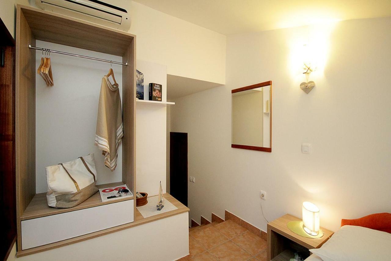 Guest House Jedro Petrovac エクステリア 写真
